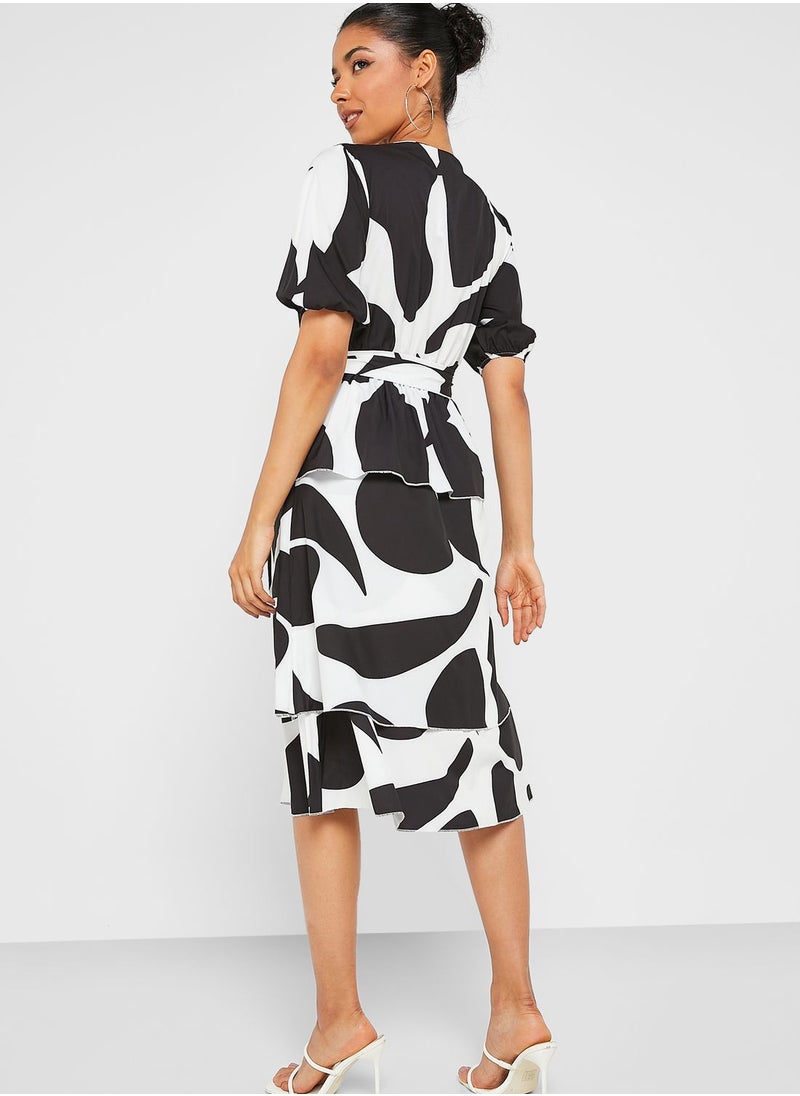 boohoo Abstract Print Belted Tiered Dress  - Image 2