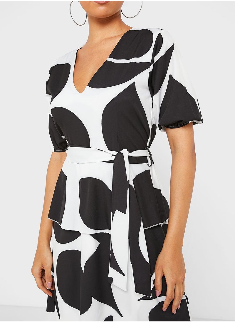 boohoo Abstract Print Belted Tiered Dress  - Image 3