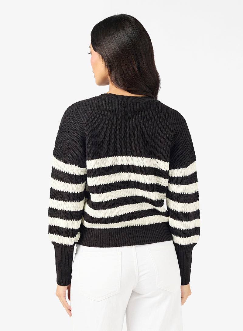 فيرو مودا كارديجان بأزرار وتفاصيل مخططة - Image 2