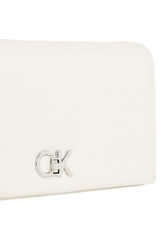 CALVIN KLEIN CHAIN BAG  - Image 3