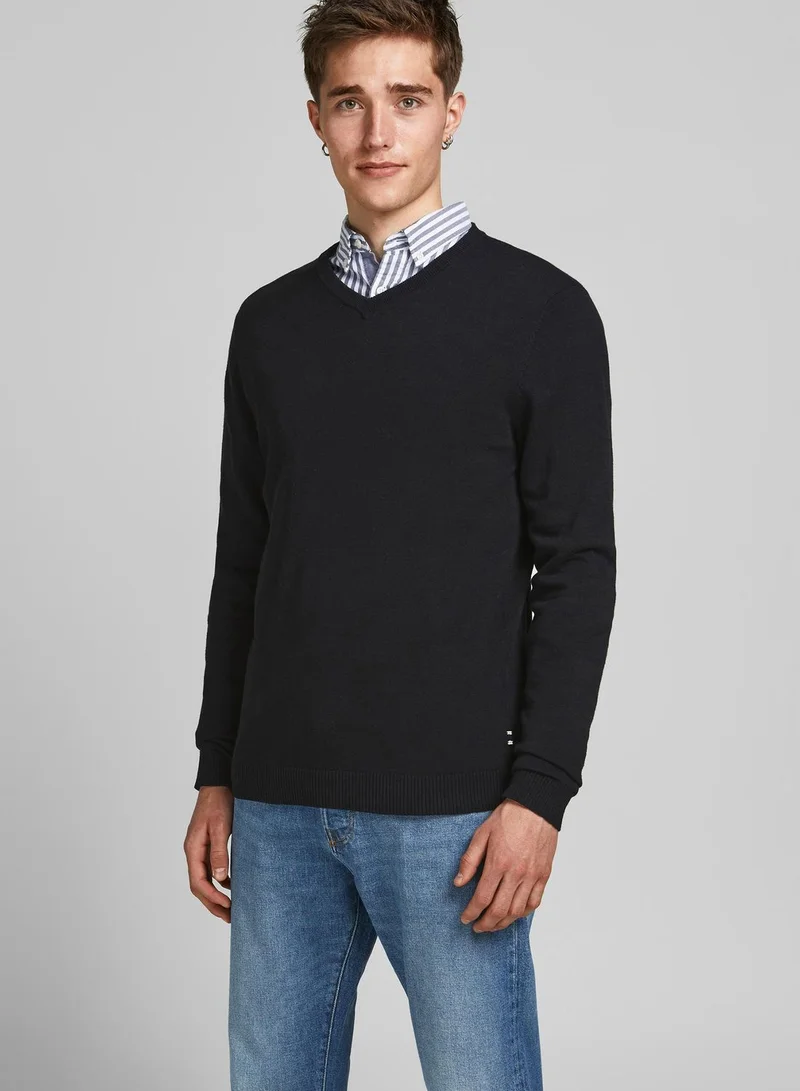 JACK & JONES Essential Knitted V-Neck Sweater