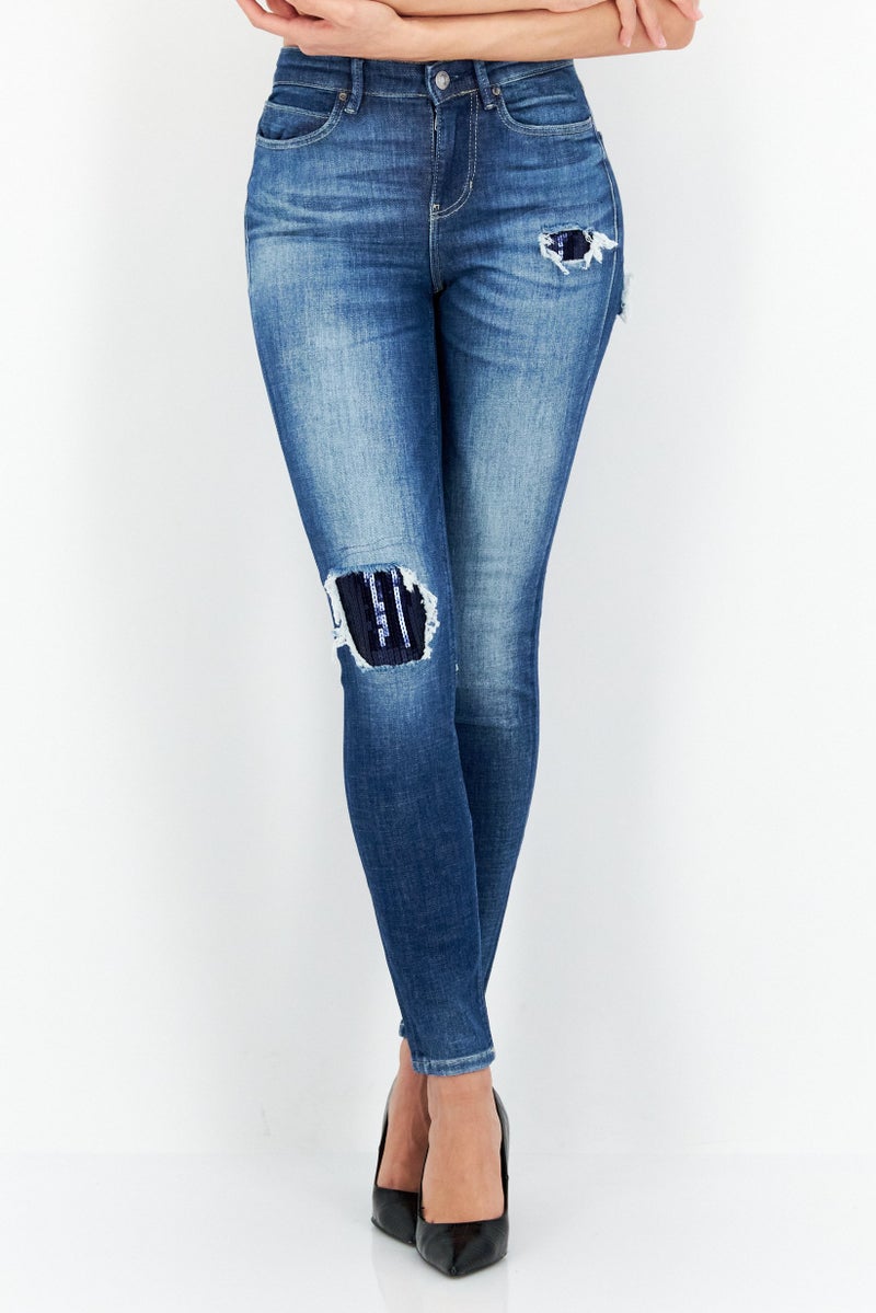 GUESS جينز ضيق للنساء قابل للتمدد، أزرق - Image 1