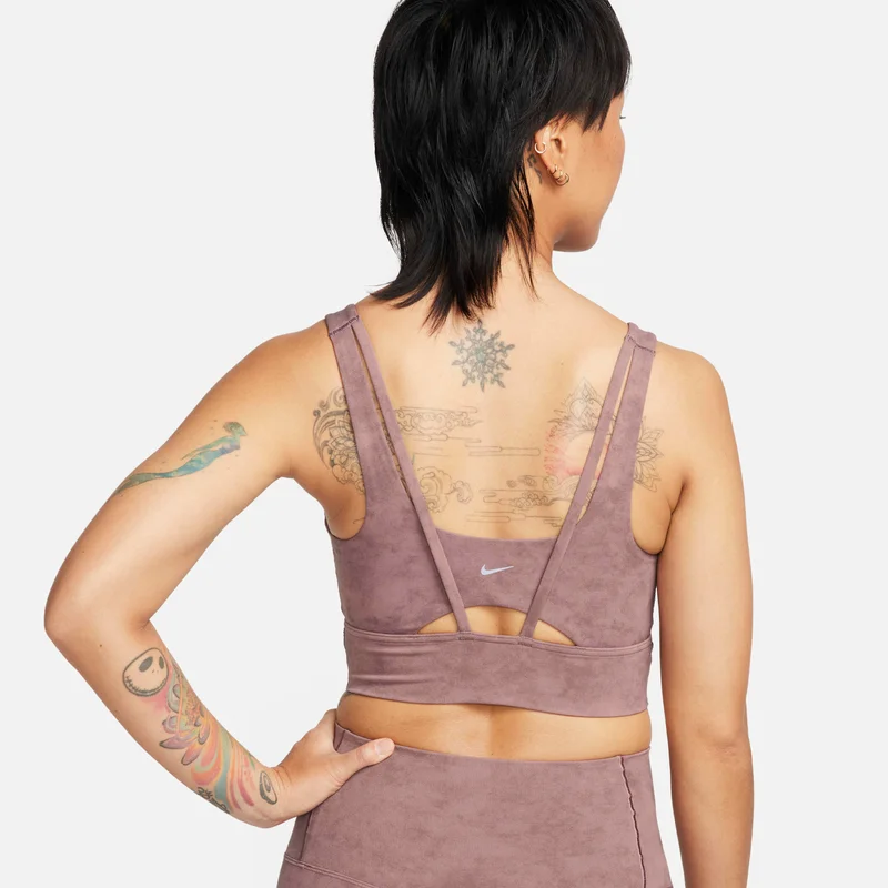 نايكي زينفي تاي-داي صدرية رياضية لونجلاين مبطنة بدعم متوسط للنساء