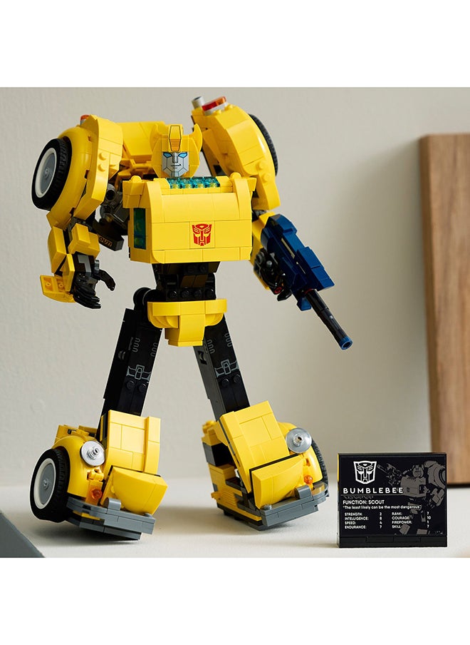 LEGO - مجموعة بناء شخصية أكشن بيليبي من أيقونات ترانسفورمرز، نموذج روبوت قابل للجمع للبالغين للبناء، يتحول إلى وضعية المركبة، هدايا للرجال، النساء، له، لها ومعجبي الخيال العلمي (950 قطعة) 10338 - Image 1