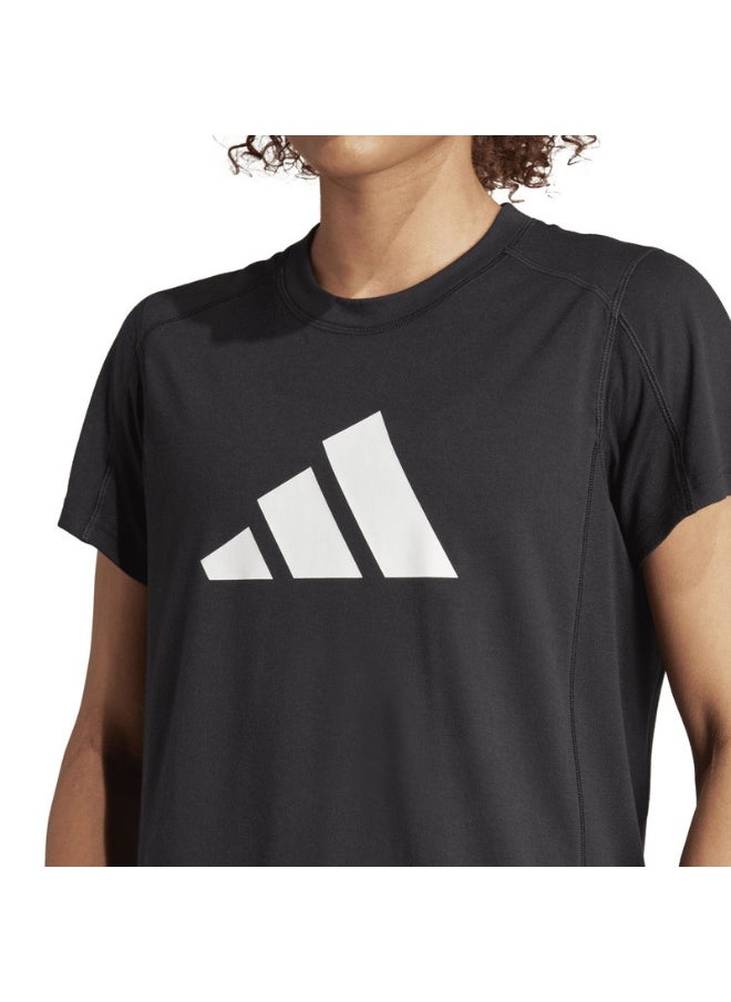 adidas workout essentials big performance logo training women graphic t-shirt - pzsku/ZCFDBC3E43141576277E1Z/45/_/1738337037/f8e60813-46cd-4e11-81cb-c44065ab54bc