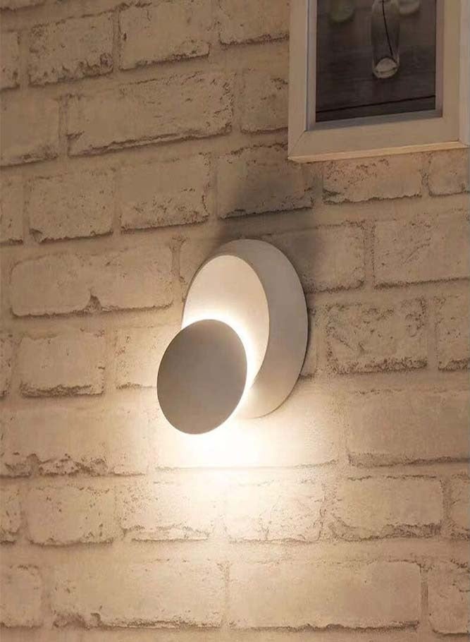 Loquat 360° Rotating Moon Eclipse Wall Light， Adjustable Round Wall Lamp - Modern 5W LED for Bedroom  Hallway - Image 5