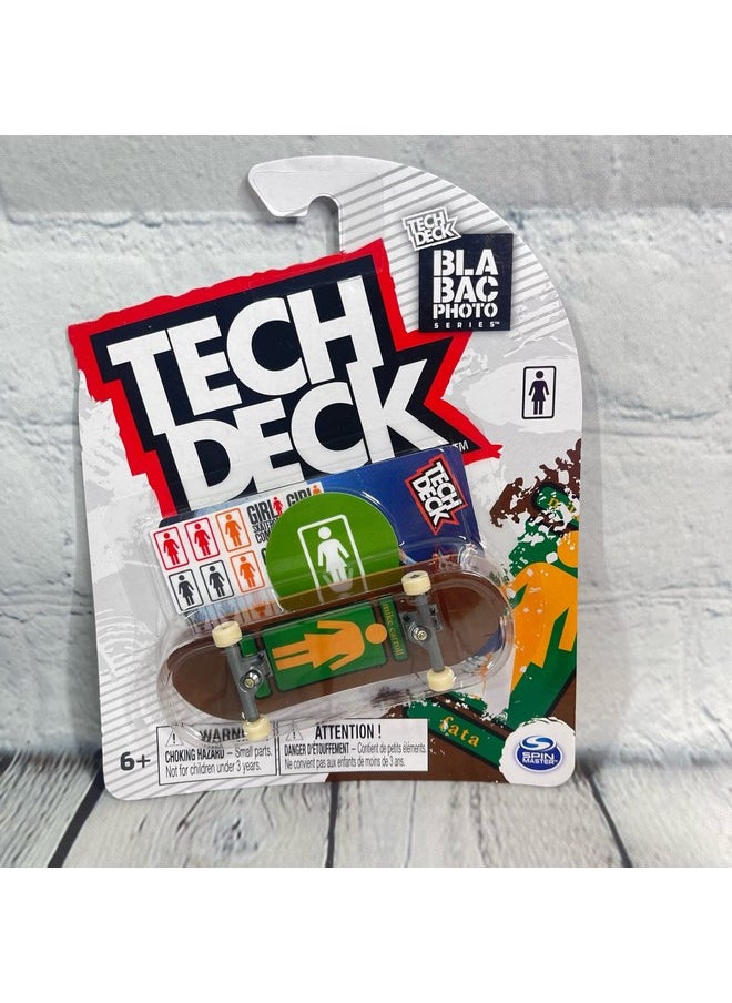 Tech Deck لوح تزلج نادر للغاية من سلسلة Ultra Rare Series Skateboard Company مقاس 96 مم بأصابع واحدة (تختلف الأنماط)  - Image 5