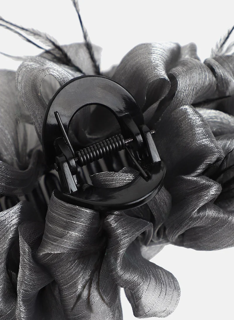 SOHI The Ruched Claw Clutch
