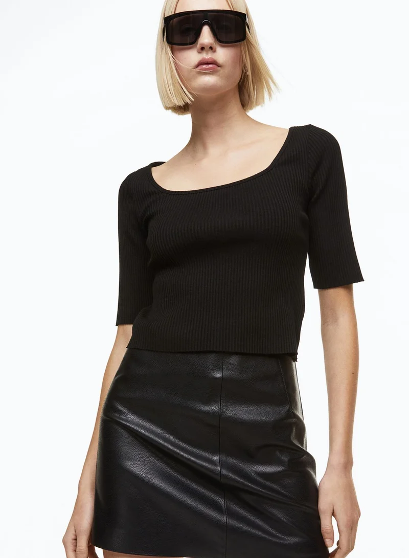 اتش اند ام Square Neck Ribbed Top