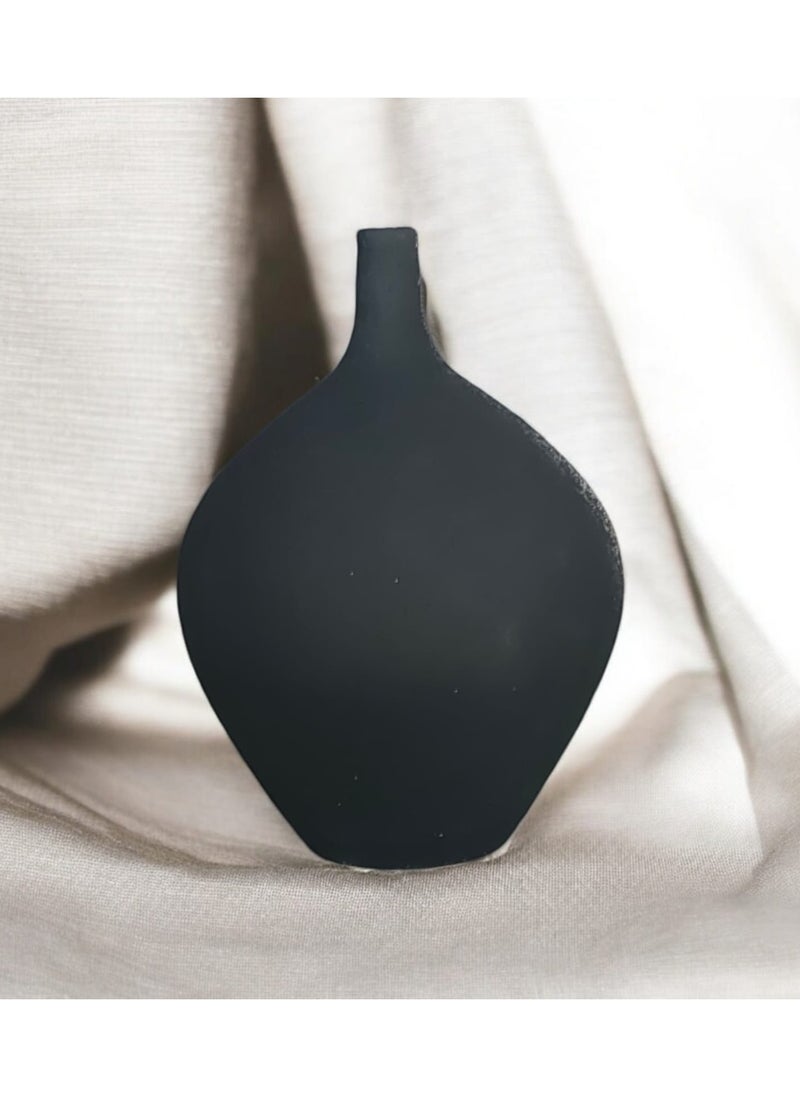 Generic - 20 cm decorative ceramic vase for office and home - Image 1