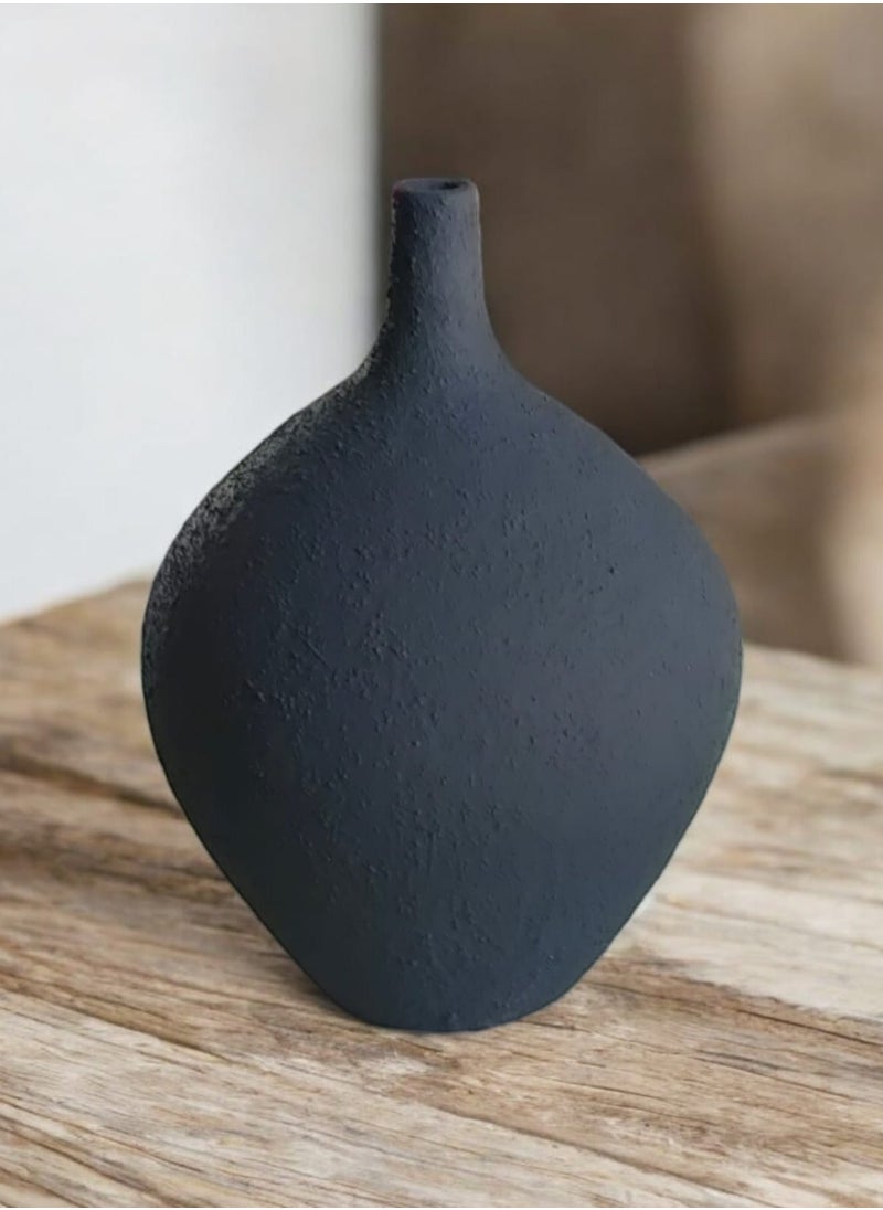 Generic - 20 cm decorative ceramic vase for office and home - Image 1