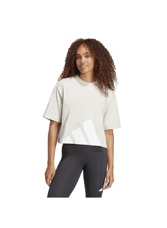 Adidas essentials big logo boyfriend women graphic t-shirt - Image 3