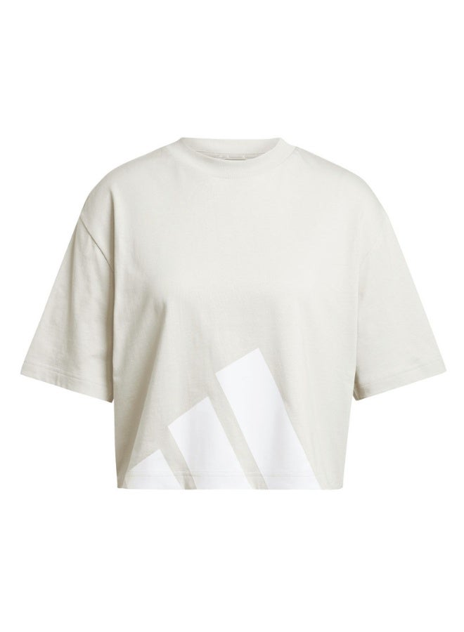 Adidas essentials big logo boyfriend women graphic t-shirt - Image 1