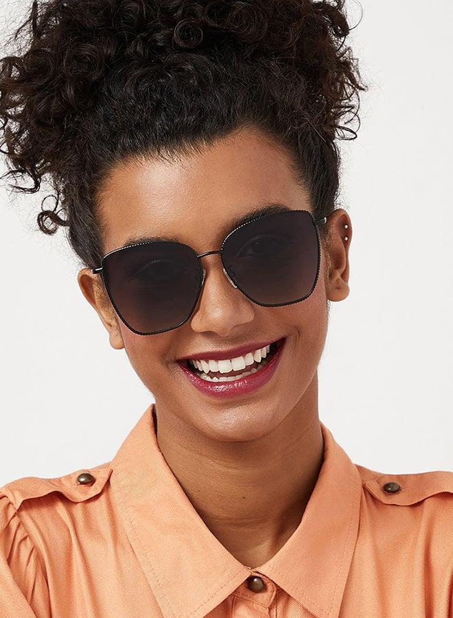 30 سندايز نظارات شمسية نسائية من ٣٠صنديز داهليا بتصميم عين القطة - Image 3