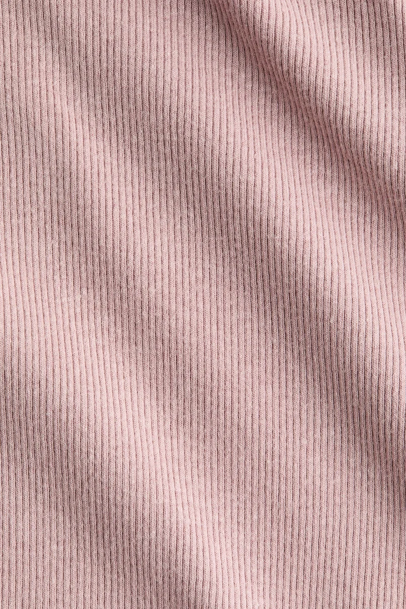 اتش اند ام بلوزة مرنة من مزيج القطن