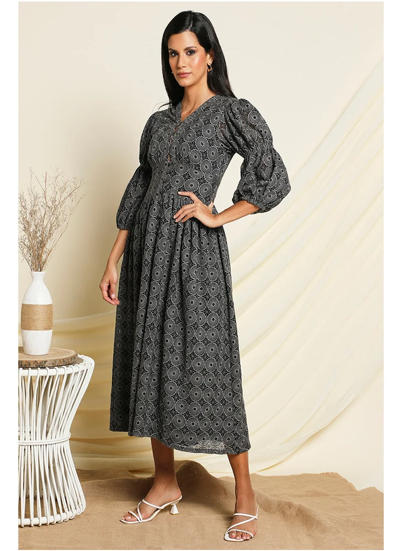 كوتور لابس Long Sleeves Fit Flare Schiffli Midi Dress