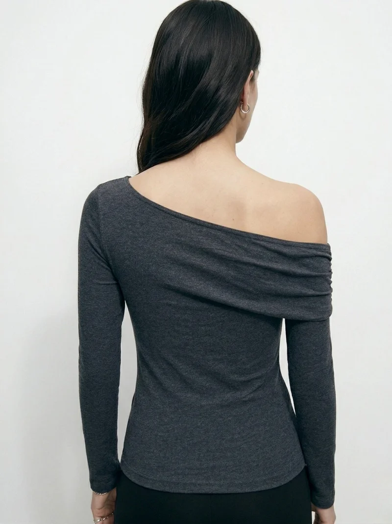 Outzidr  Charcoal Off-Shoulder Twisted Detail Top for Women | Best Price UAE