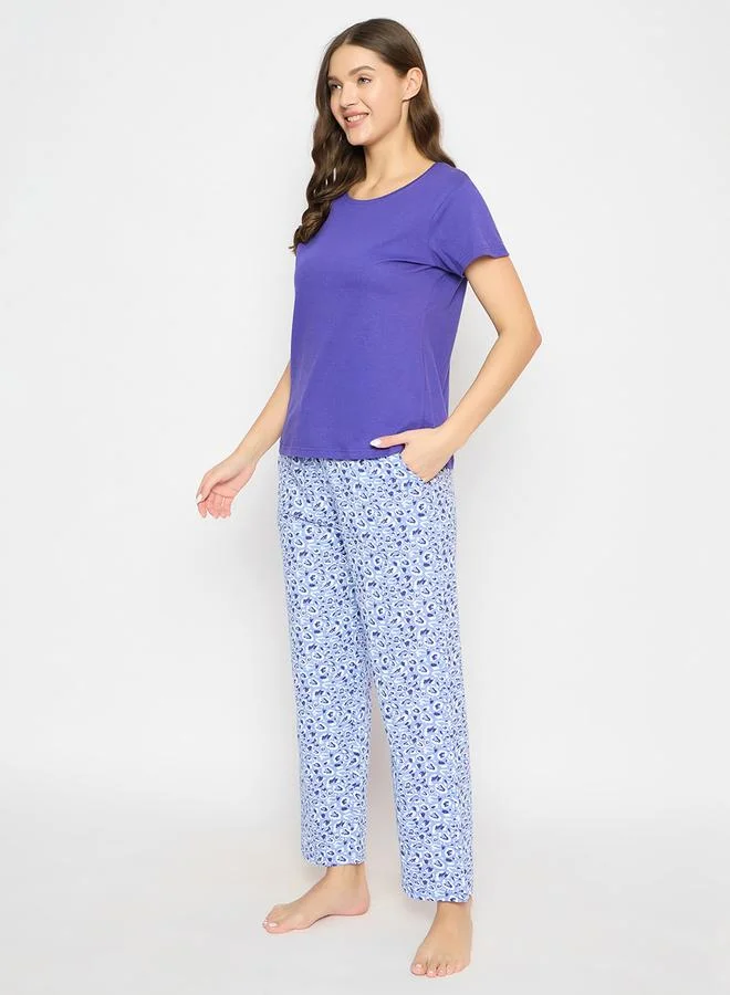 Clovia Clovia Solid Round Neck T-Shirt and Printed Pyjama Set
