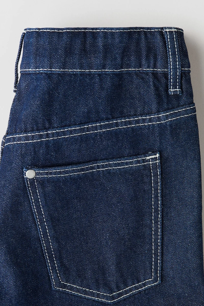 اتش اند ام Loose-fit denim shorts