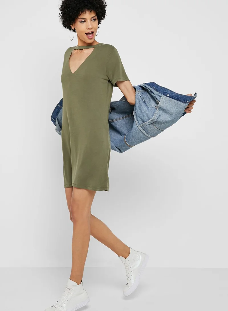 FOREVER 21 Choker Neck T-Shirt Dress