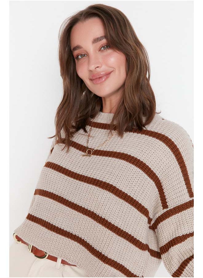trendyol Crop Basic Striped Knitwear Sweater TWOAW23KZ00390  - Image 2