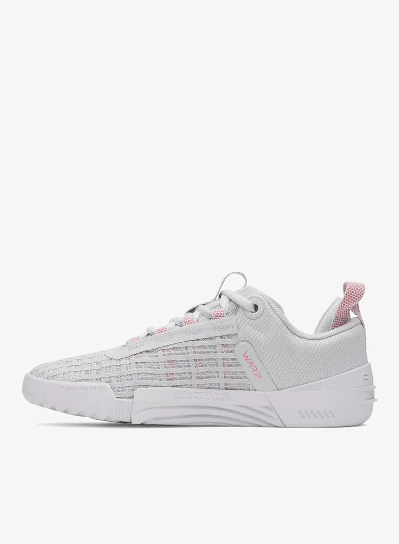 UNDER ARMOUR Tribase Reign 6
