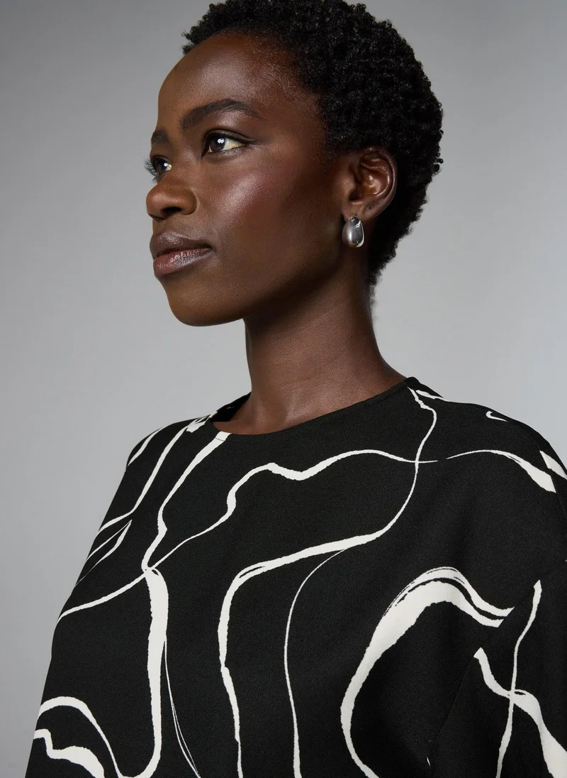 ماتلان طقم علوي مطبوع بنقشة مموجة أسود من إت يو