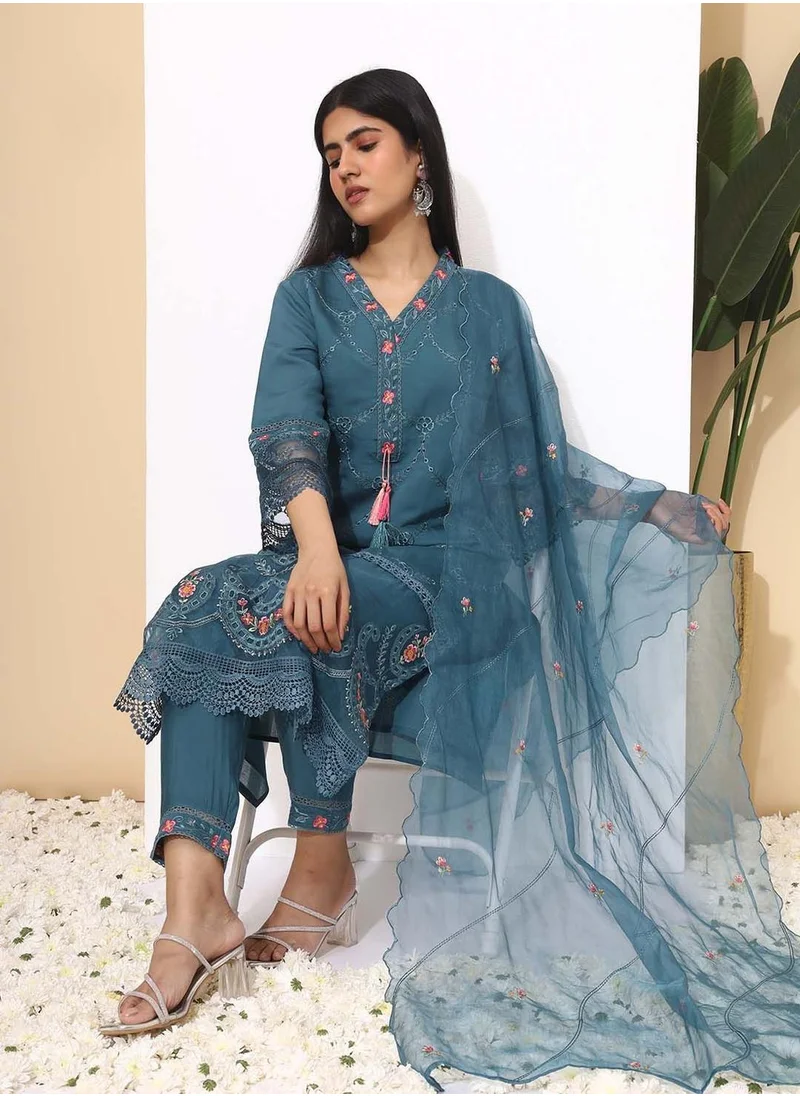 ISHIN Floral Embroidered Regular Thread Work Pure Cotton Kurta With Trousers & Dupatta