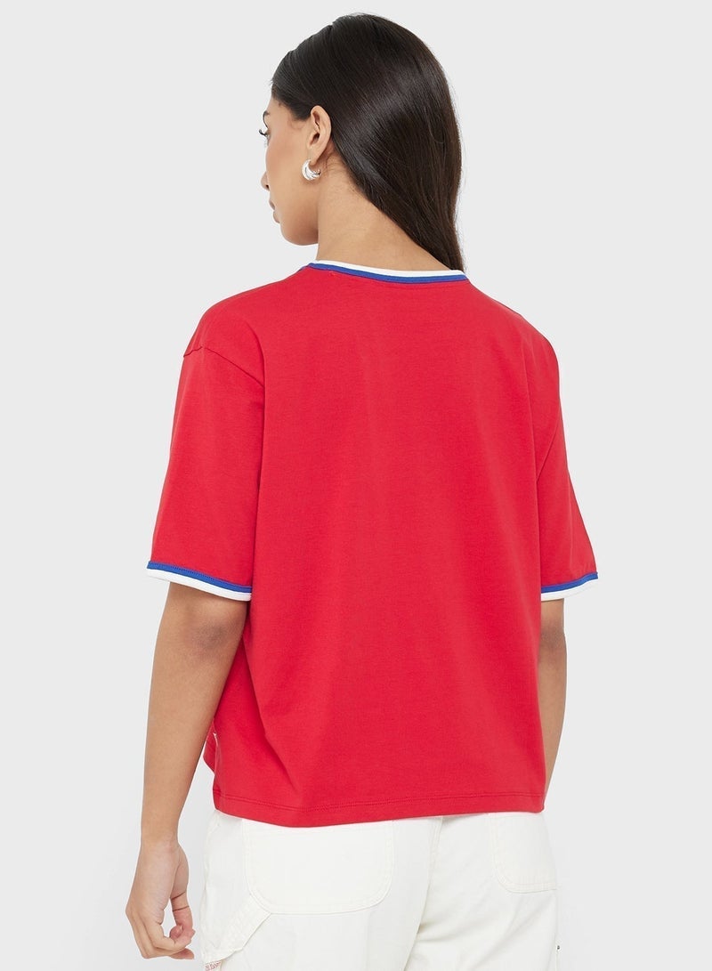 GUESS Varsity Detail Graphic Boxy Tee - Image 2