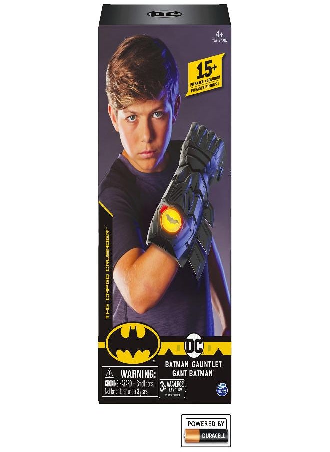 DC Comics DC Comics BATMAN, Interactive Gauntlet with Over 15 Phrases and Sounds, Kids Toys for Boys Aged 4 and Up  - Image 2