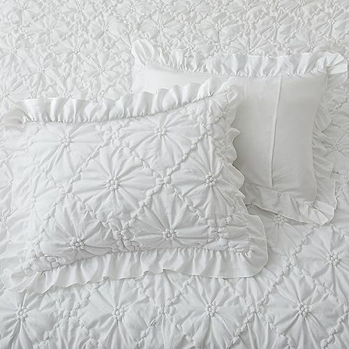 BEDAZZLED King Size Comforter Sets, White Bedding Comforter Set, 3 Pieces Pinch Pleat Bedding Sets with Comforter and Pillowcases Soft Farmhouse Shabby Chic Comforter for All Season - Image 5