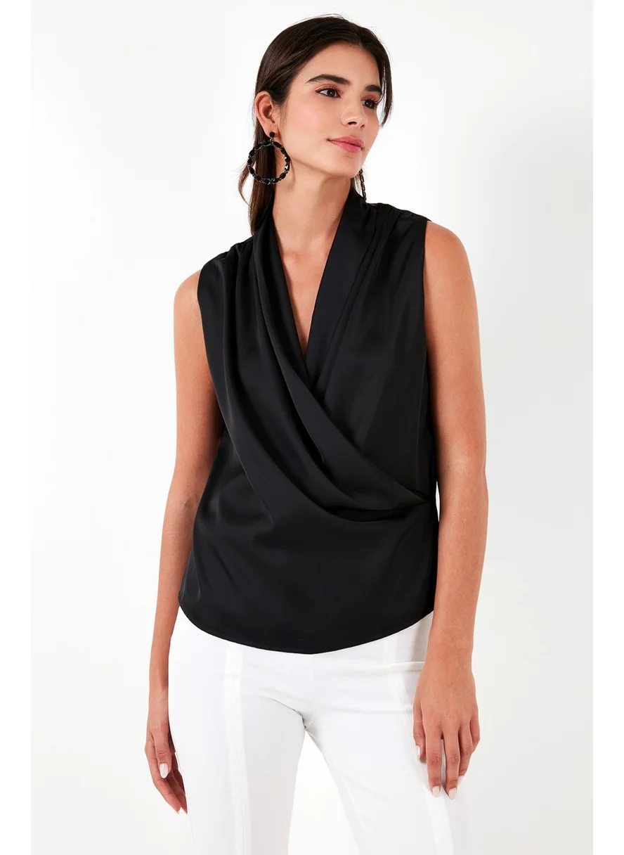 Lela Double Breasted Collar Sleeveless Satin Blouse Women's Blouse 611BZ0341