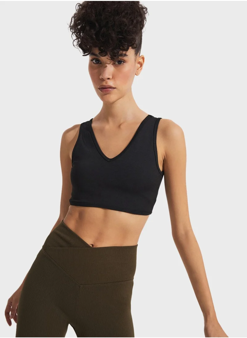 JUNE V-Neck Sports Bra