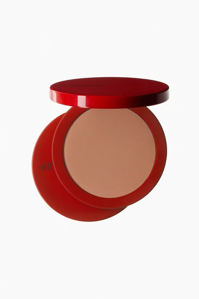 اتش اند ام Sheer Perfecting Powder