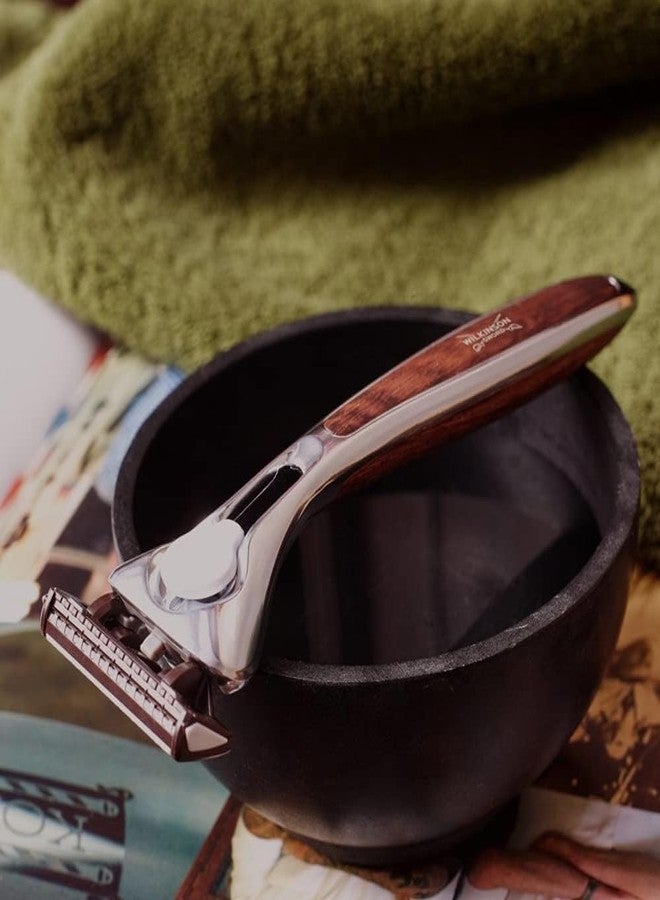 Wilkinson Sword Quattro Vintage Edition Men's Razor with 5 Blades - Image 2