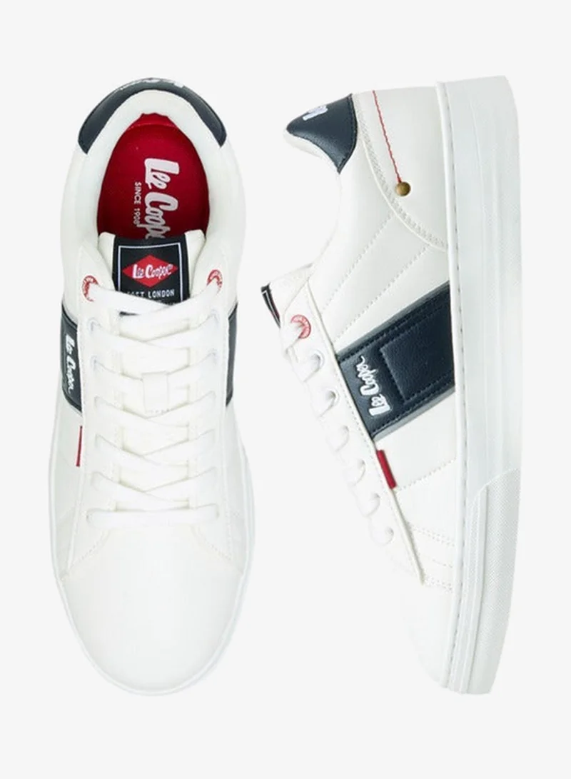 لي كوبر أحذية رياضية رجالية برباط وتفاصيل متباينة