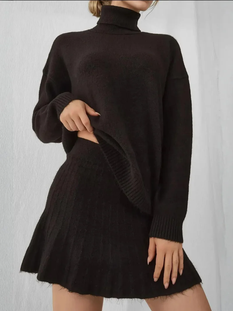 بيغ دارت طقم محبوك فضفاض بياقة عالية ونقوش بارزة من