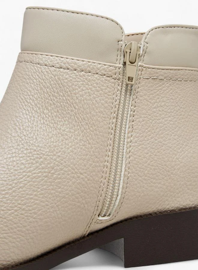 فلورا بيلا من شو إكسبرس جزمة كاحل صلبة بسحاب