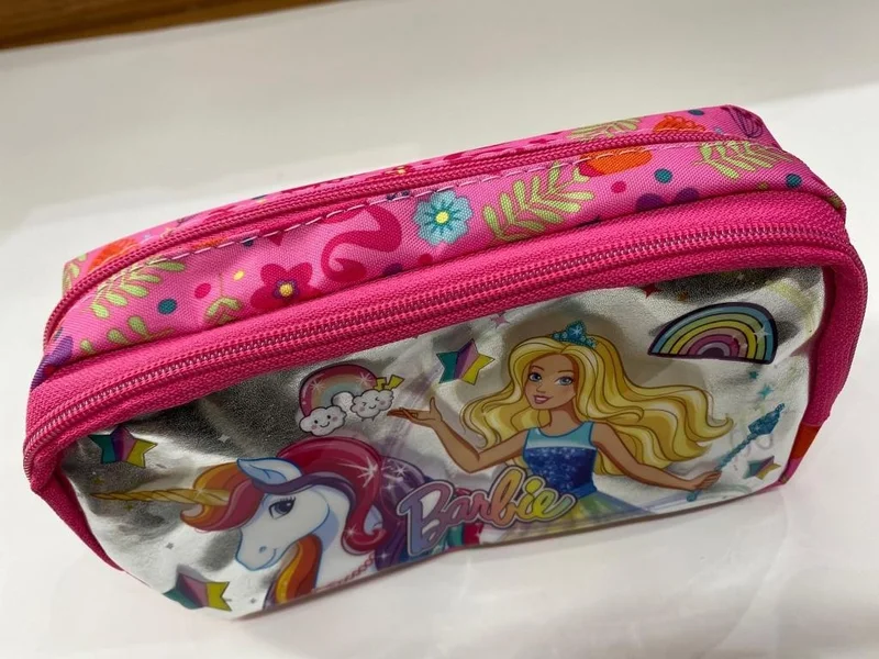 هاكان تشانتا Unicorn and Barbie Patterned Pencil Bag