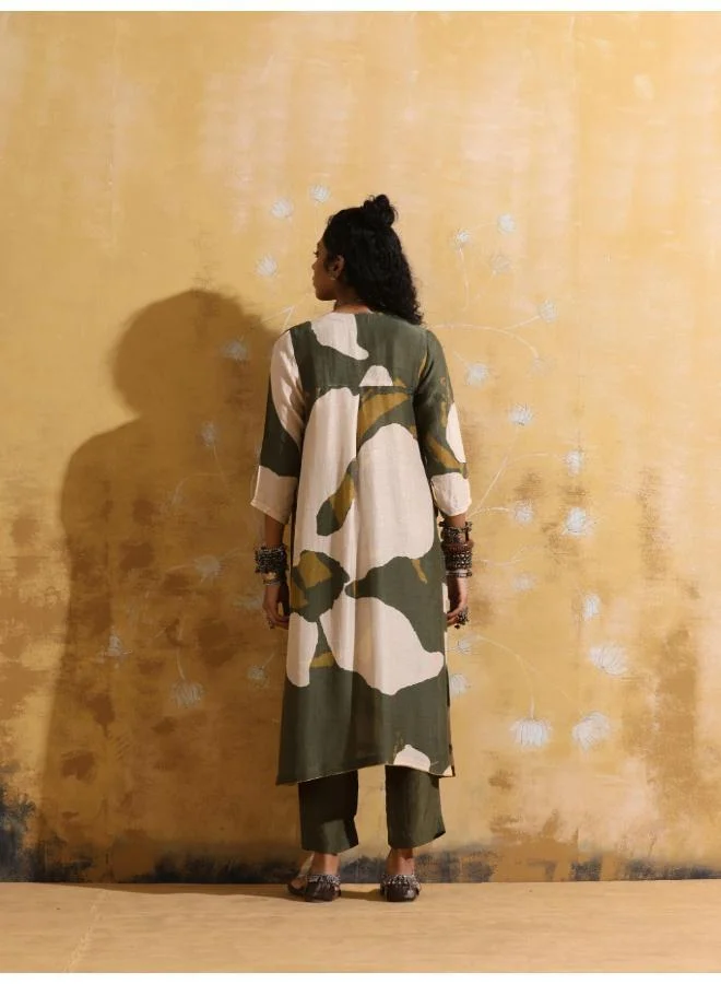 trueBrowns trueBrowns Green Cream Floral Print Muslin Silk Straight Kurta Set