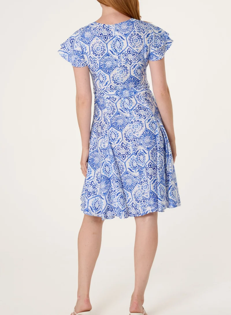 بلو فانيلا V Neck Godet Dress