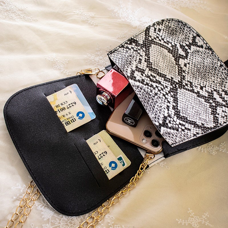 Trendy Snake Pattern Women'S Bag Ladiesbags Personality Diagonal Shoulder Bag Texture Commuter Small Bag - Image 4