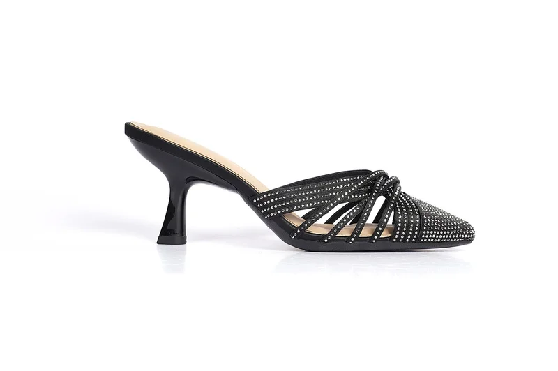 Cuple Ladies  Slip-On Mules embellished