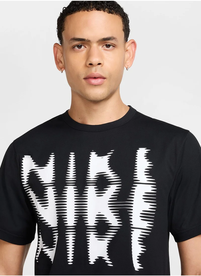 نايكي Dri-Fit Uv Hyverse Swoosh T-Shirt