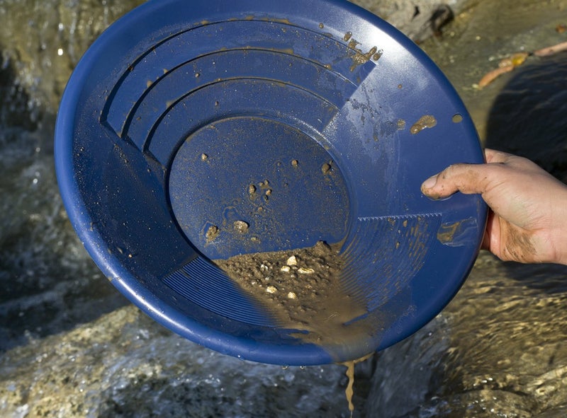 SE 12 Inch Gold Panning Pan - Dual Riffles for Easier Mining and Prospecting, Blue - Image 2