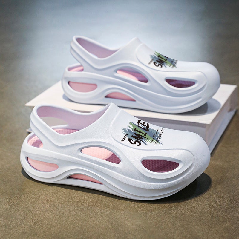 Cartoon Croc Shoes For Middle And Large Children, Men'S And Women'S Summer Outerwear, Thick-Soled Anti-Slip Covered Sandals, Casual Beach Shoes - Image 3