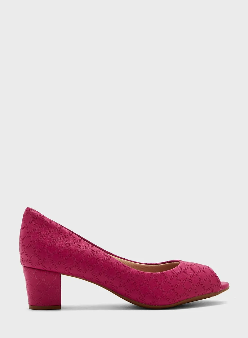 Beira Rio Peep Toe Low Heel Sandals
