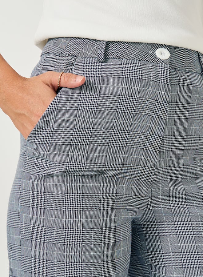 Styli Checked Flat Front Pants with Belt Loops  - Image 3