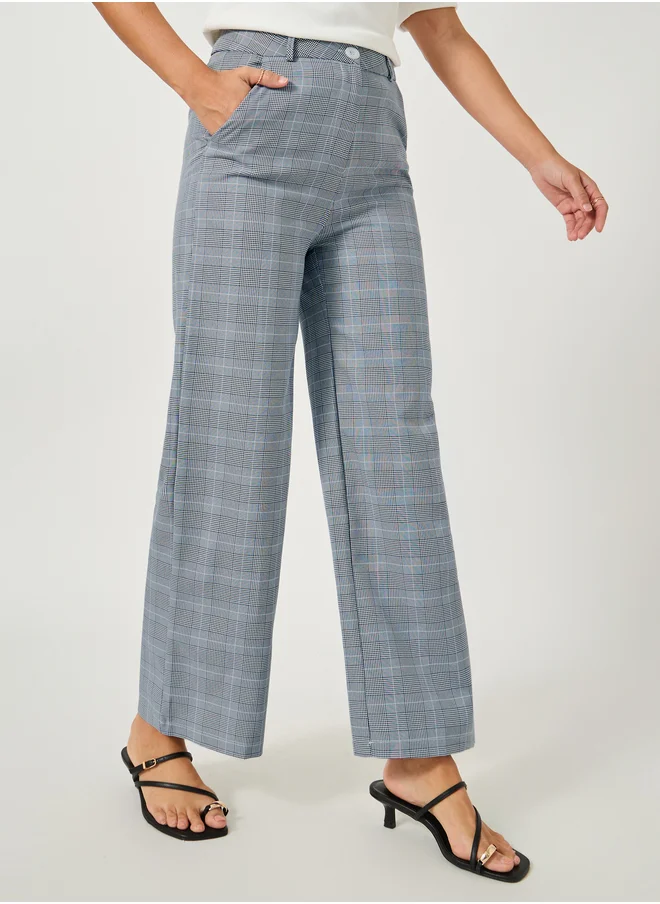 ستايلي Checked Flat Front Pants with Belt Loops