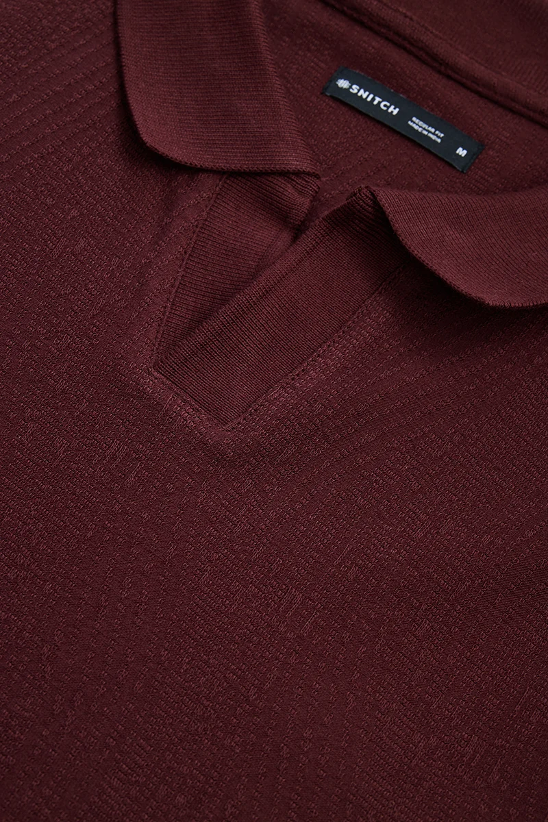 SNITCH Wine Wine Textured Half Sleeve Regular Fit Casual T-Shirt for Men | Best Price UAE